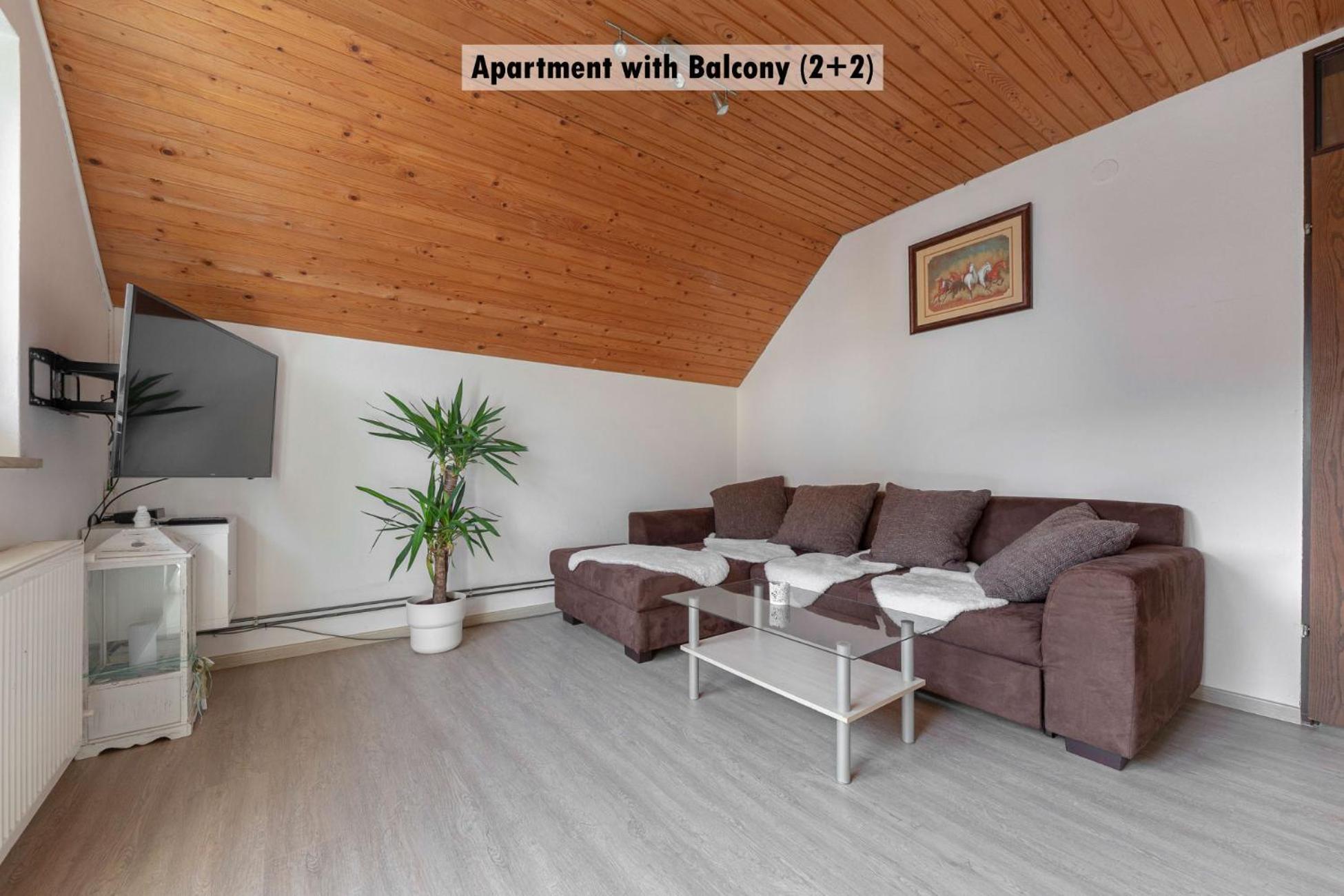 Apartments Farm House Uric Jesenice Dış mekan fotoğraf