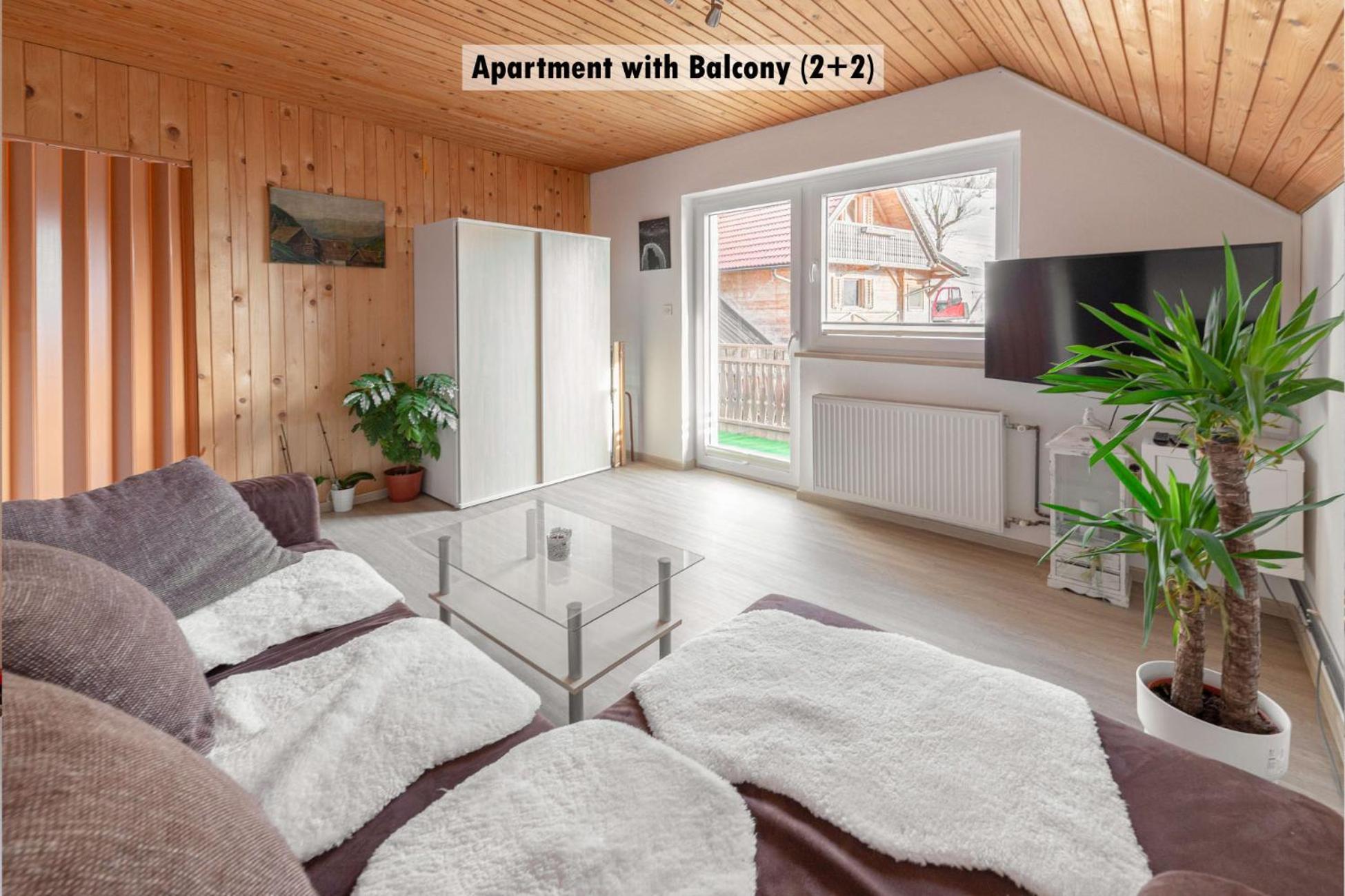 Apartments Farm House Uric Jesenice Dış mekan fotoğraf