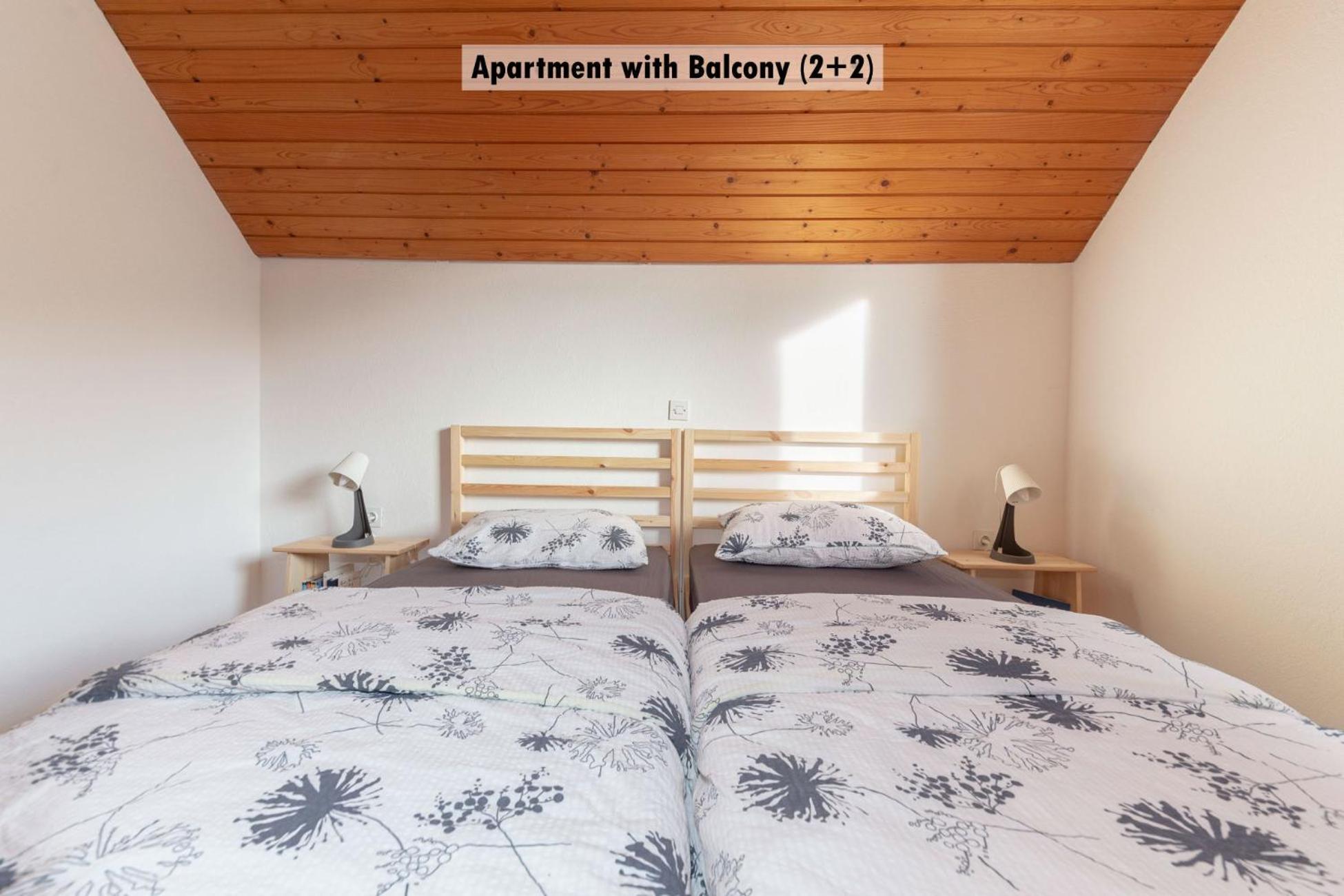 Apartments Farm House Uric Jesenice Dış mekan fotoğraf